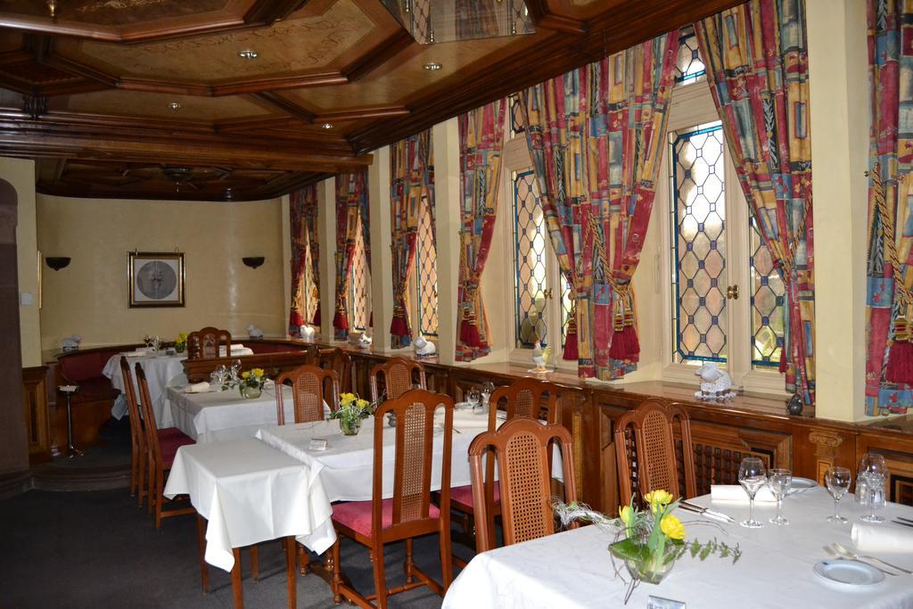 Hostellerie Au Cygne Wissembourg Exterior photo